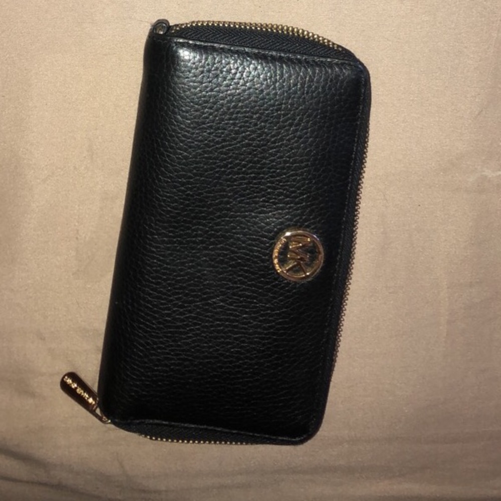 MK wallet